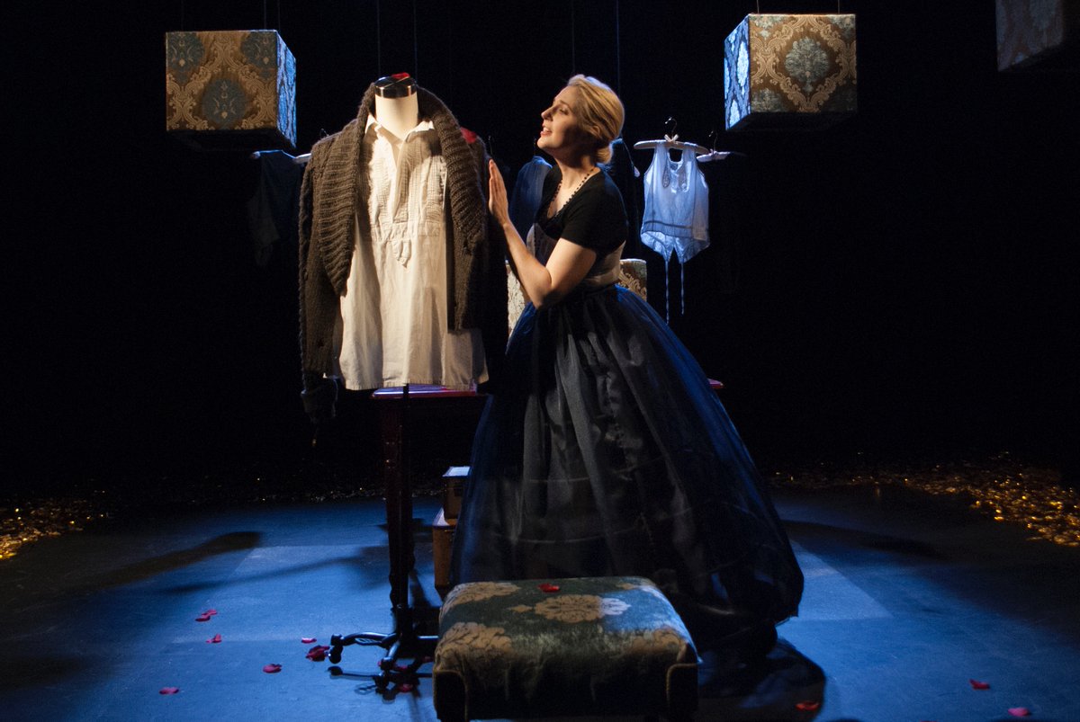 ValerieRedd's tweet photo. YOU/EMMA, a new solo show inspired by Madame Bovary, written &amp; performed by @LAMDAdrama grads Paz Pardo and @ValerieRedd @IRTTheater in NYC until April 28!
https://t.co/wfmU1GKcyB
#LAMDAproud #newplay #soloshow #MadameBovary https://t.co/GCPqHgcWO3