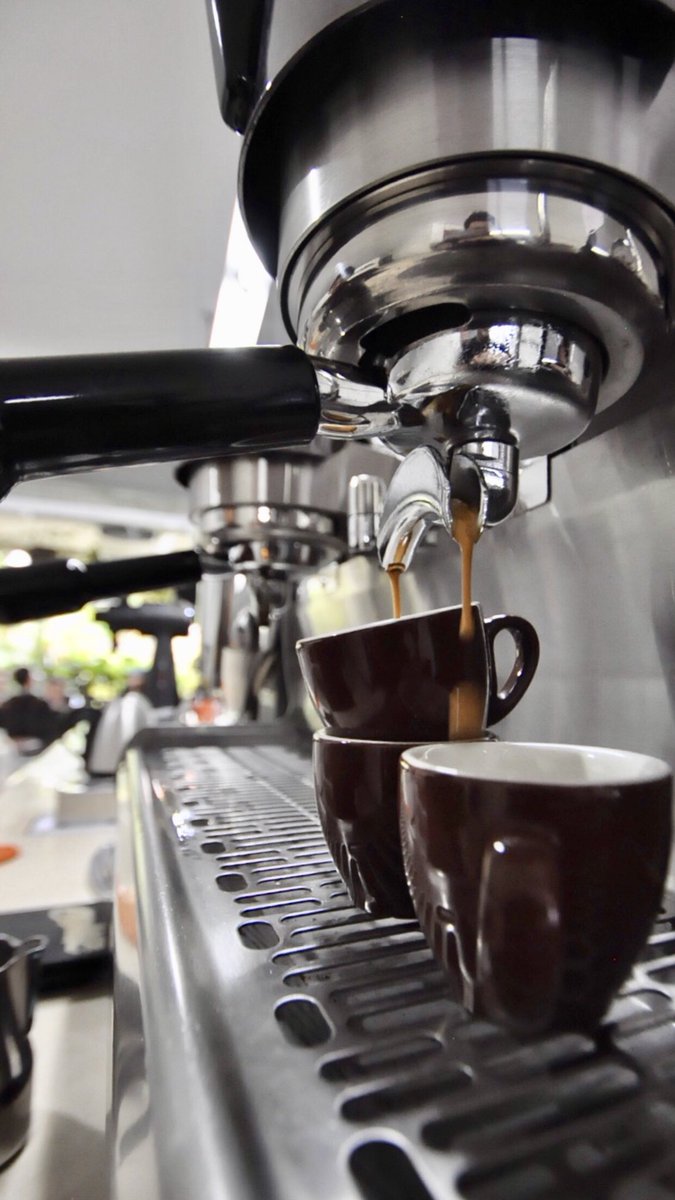 Selamat pagi sahabat, selamat bertugas! Yuk semangat! Kopiin? Yuk! | <a href="/wiskulAREMA/">Wisata Kuliner Malang</a> @NongkrongMalang <a href="/nakaMakan_MLG/">Jelajah Kuliner MLG</a> <a href="/malangkuliner/">Malang Kuliner</a> <a href="/kulinermalangID/">Kuliner Malang</a> <a href="/kuliner_/">Info Kuliner</a> @HaloMalangCom <a href="/mahasiswamlg/">Mahasiswa ½ Malang</a>