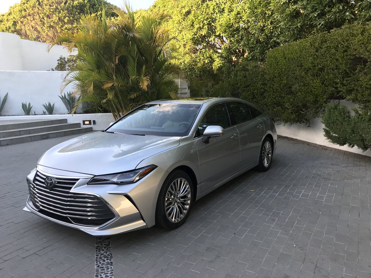 jgreenfelder's tweet photo. Spent a few days last week at the national press preview for the all-new #Avalon and #Corolla Hatchback in beautiful Del Mar, California. https://t.co/fjitgX7QvQ