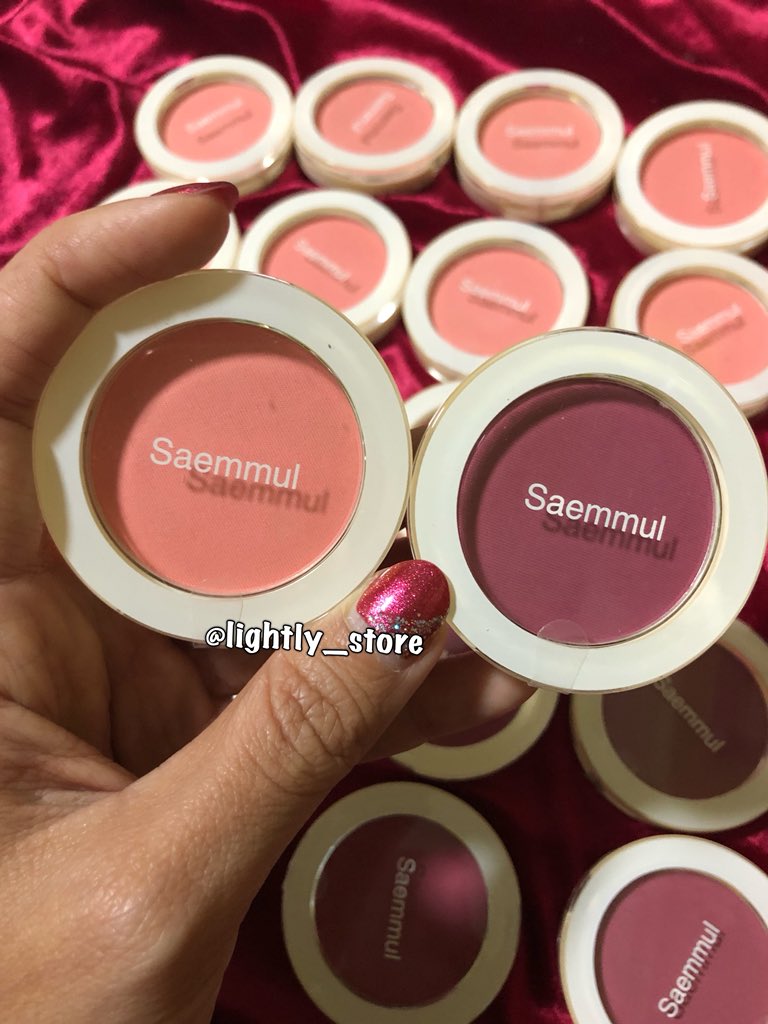 lightly_store's tweet photo. Saemmul Blush 🌸บลัชออนเนื้อฝุ่น🌸

🎉Promotion🎉 (24/4-30/4)
🔮1 ชิ้น 200 บาท
🔮2 ชิ้น 370 บาท
🔮3 ชิ้น 520 บาท

พร้อมส่ง #PP02 #PK03 #CR03 #RD01 #RD02 #RD03 #OR01 #BE02 💕

#พร้อมส่ง #ชี้เป้าโปรถูก #saemmul #blush #saemmulrd02 #saemmulbe02 #ปัดแก้มสวย #ปัดแก้มฮิต #รีบมาตำ https://t.co/wB5NBLOGYi