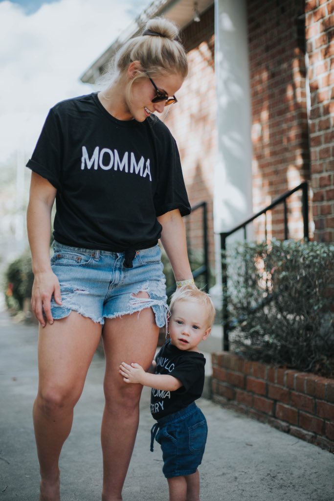 Jilliannnn7's tweet photo. I only love my bed and my momma I’m sorry https://t.co/DpxbScnLZ2