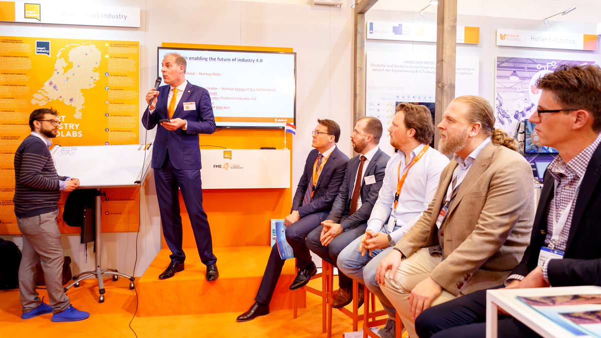 JP_Doomernik's tweet photo. Sharing thought and insight on the disruptiveness of blockchain on the @NLHannoverMesse as part of the @RVO_Nederland trademission. (@NLdigitaldelta ) #hnmcreate18 #dutchruption #HM18 https://t.co/IReyMaq4fB