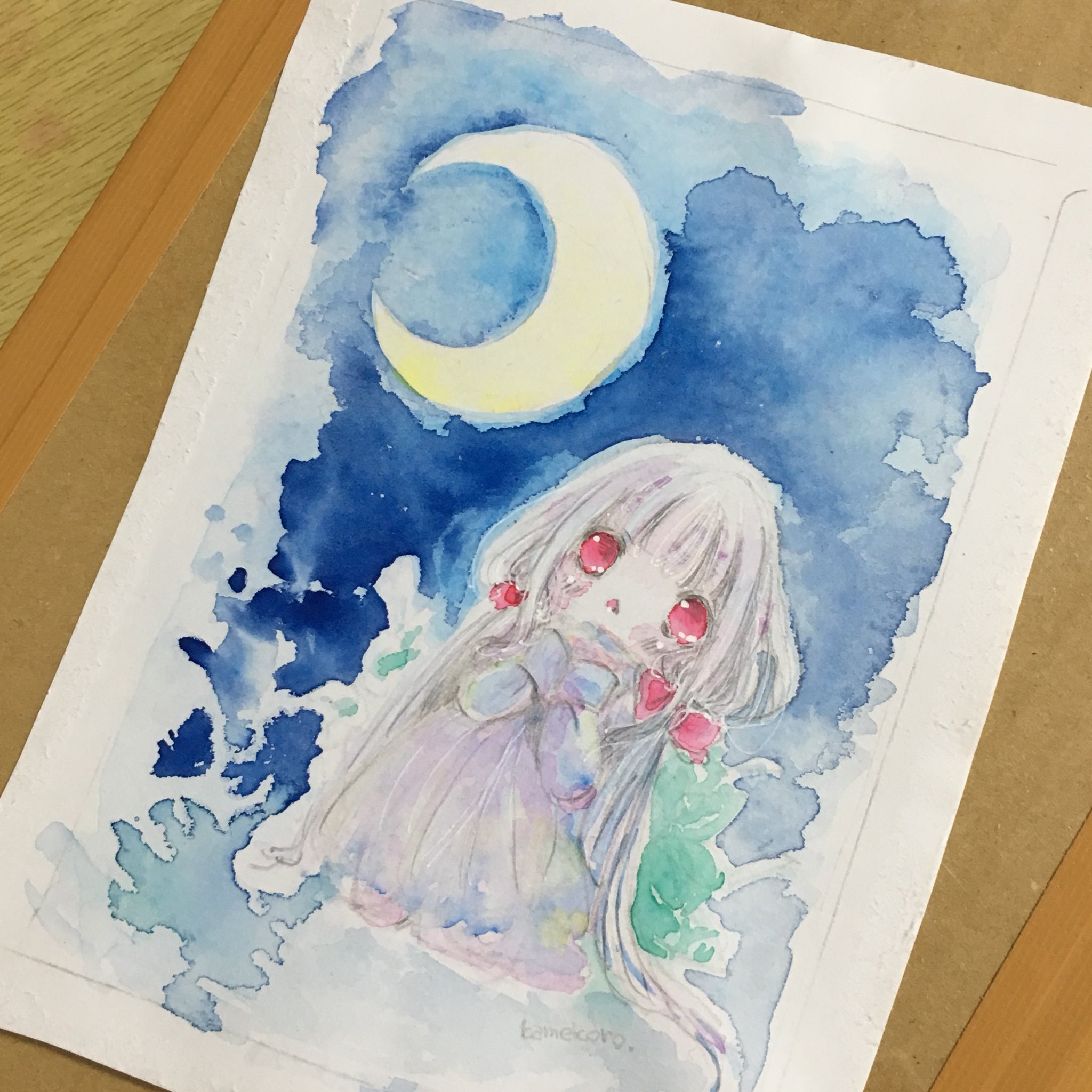 かめころ Twitter पर 前に描いて 紙が薄過ぎてヨレヨレ ボコボコ になって放置してたのを 段ボールとプラ板で水張り板を自作して マスキングテープで水張りしたよ すごいね めっちゃ水使ったけどヨレなかった T Co 6k5adms3sw Twitter