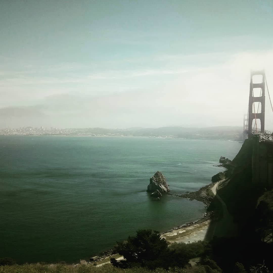 natpackertravel's tweet photo. Just a few pictures of the #goldengatebridge on the walk to it and over it today. There were some spectacular views on the walk! And the @KameleonRose #traveldress was perfect for the walk. So comfy! #USpacker https://t.co/tNgK4lAucL