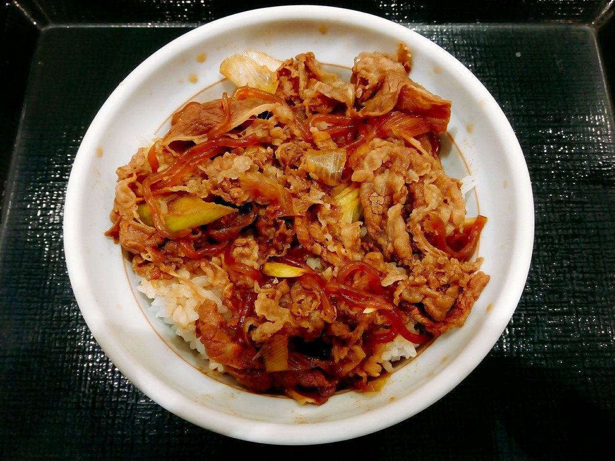 牛丼、大盛り、嬉しいな♪