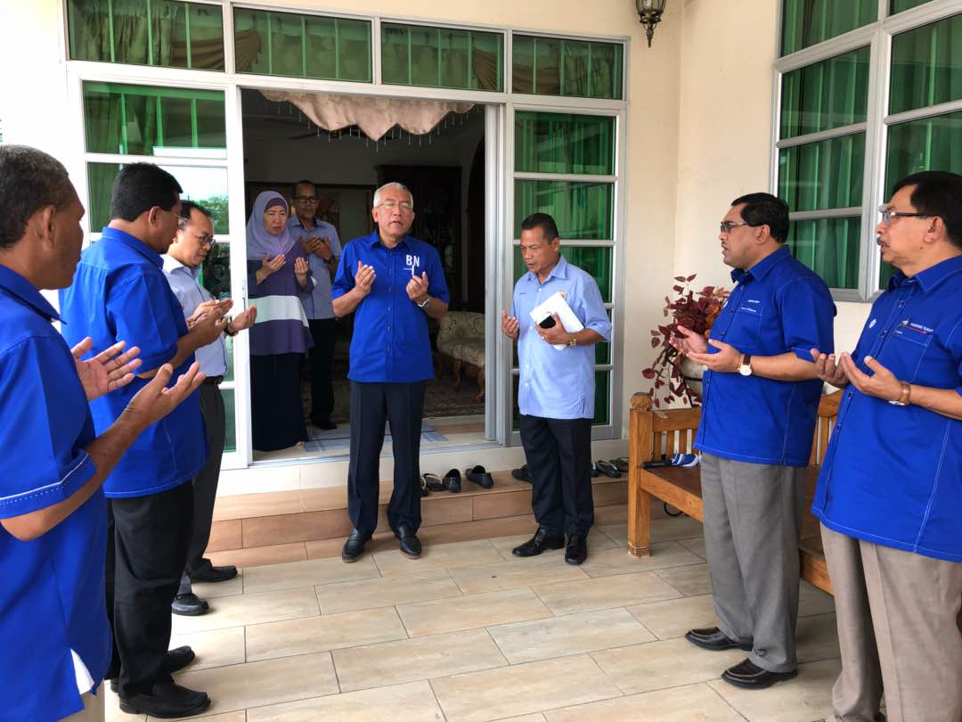 Mahdzir Khalid tweet media