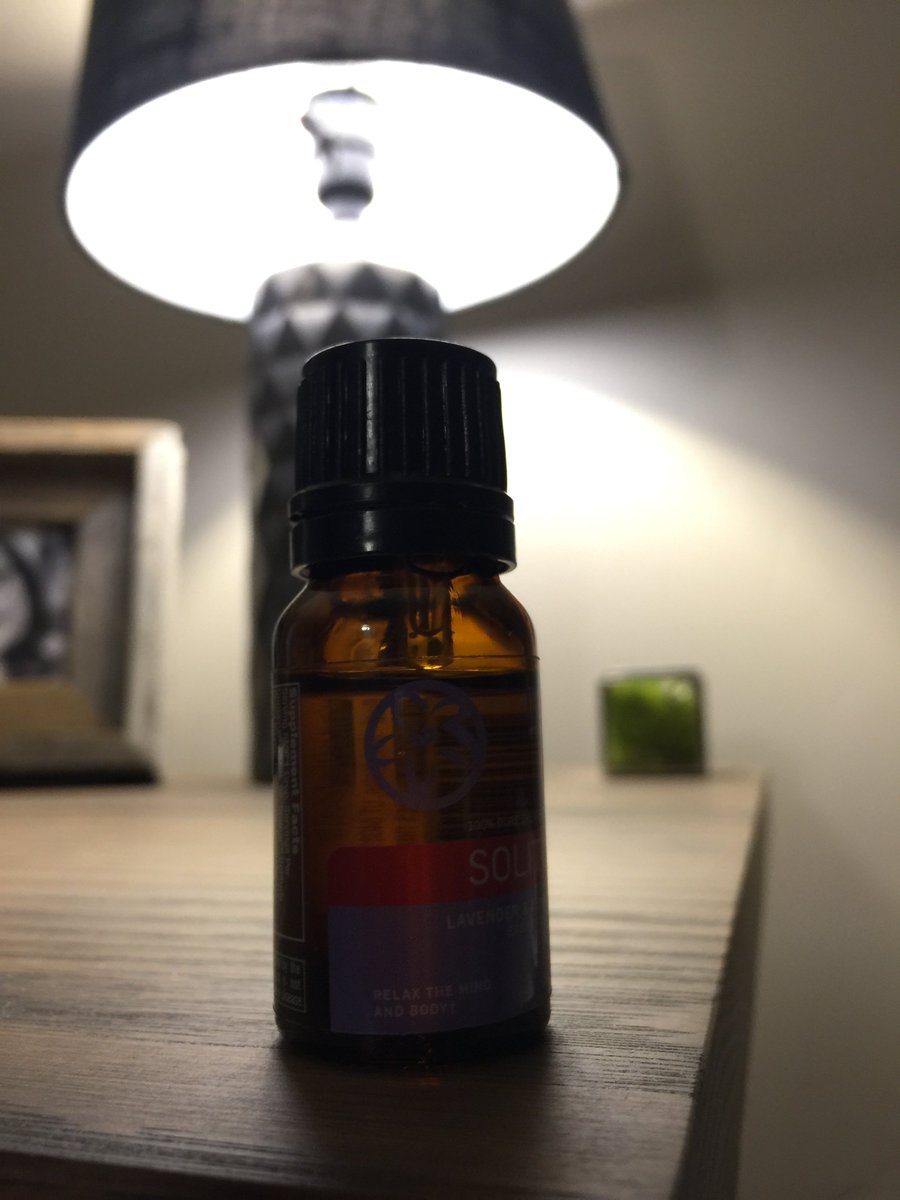 blumsilife's tweet photo. When falling asleep, I love diffusing __________ essential oil. #MoodMindBody

Shop blümsi oils: https://t.co/jQupVUCDs8 https://t.co/DVIKNOWuRV