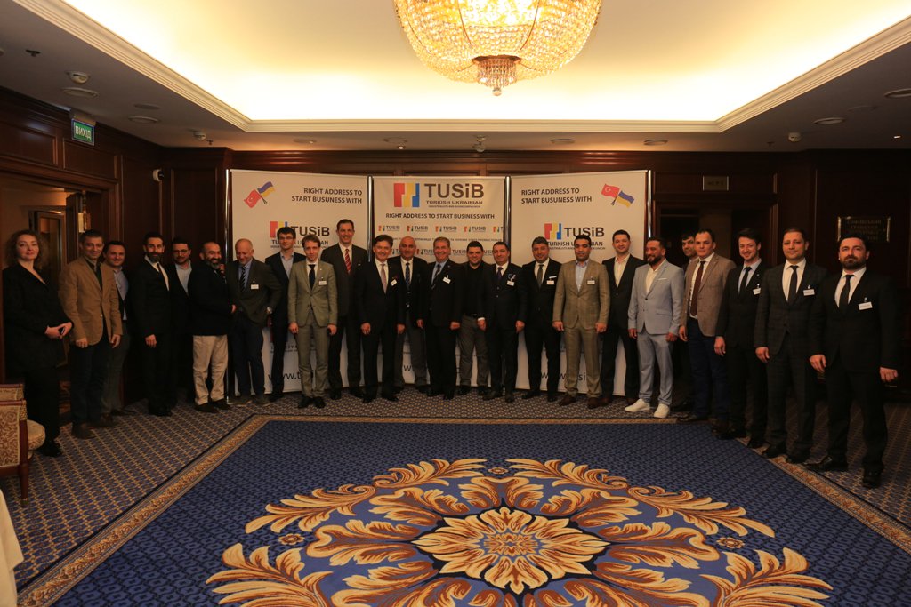 ukraynahaber's tweet image. [FOTO GALERİ] TUSİB, hedeflerinin ötesine geçmeyi başardı mı?

📰 ukraynahaber.com/2018/04/24/fot…

#kimhaklı #patron #işkadını #işadamı #işinsanı #business #professionals #money #patron #Kiev #Ukrayna #ithalat #ihracat #STA #SerbestTicaret #TUİD #para