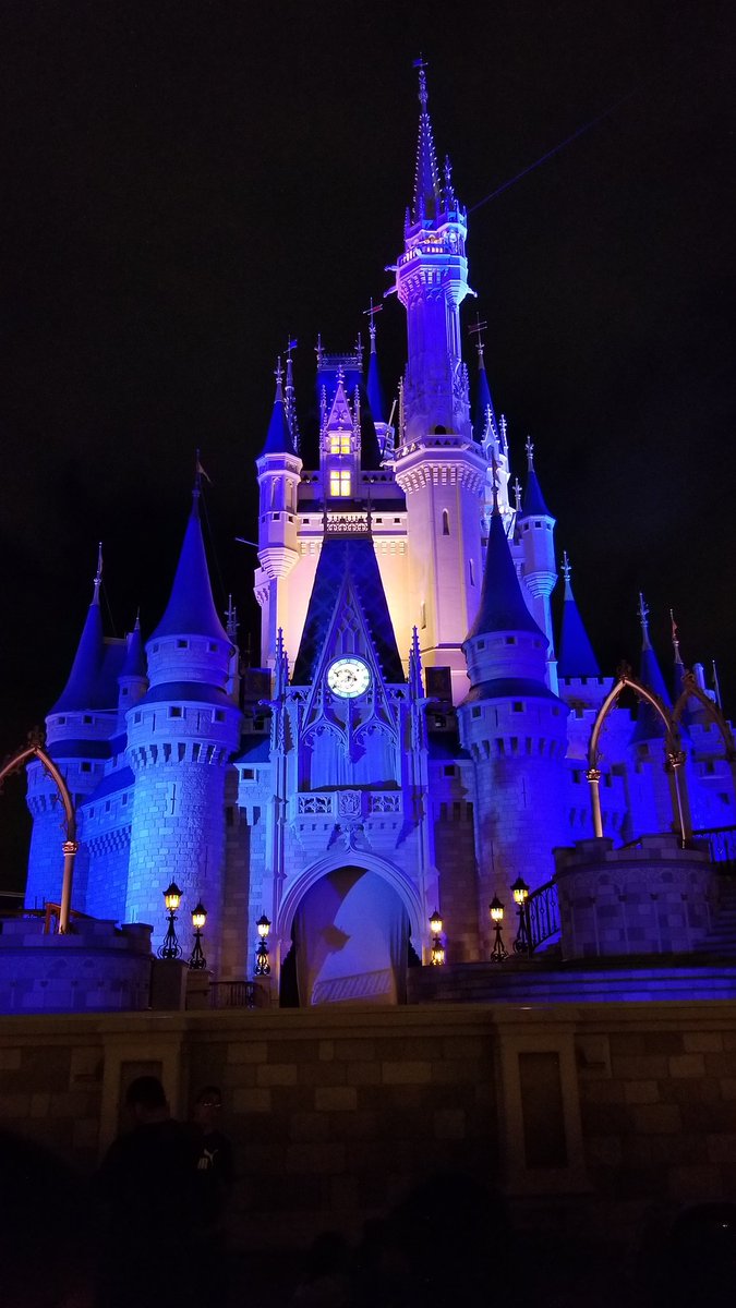 MAGIC #Summit2018 <a href="/TonyNegron_13/">Tony_Negron</a> <a href="/NorthHavenE961/">Team North Haven</a> <a href="/JPotter24/">Jason Potter</a> <a href="/jackmoan/">Jack Moan</a> <a href="/WilliamGStovall/">William Stovall</a> <a href="/NicholasColon19/">Nicholas Colon</a>
