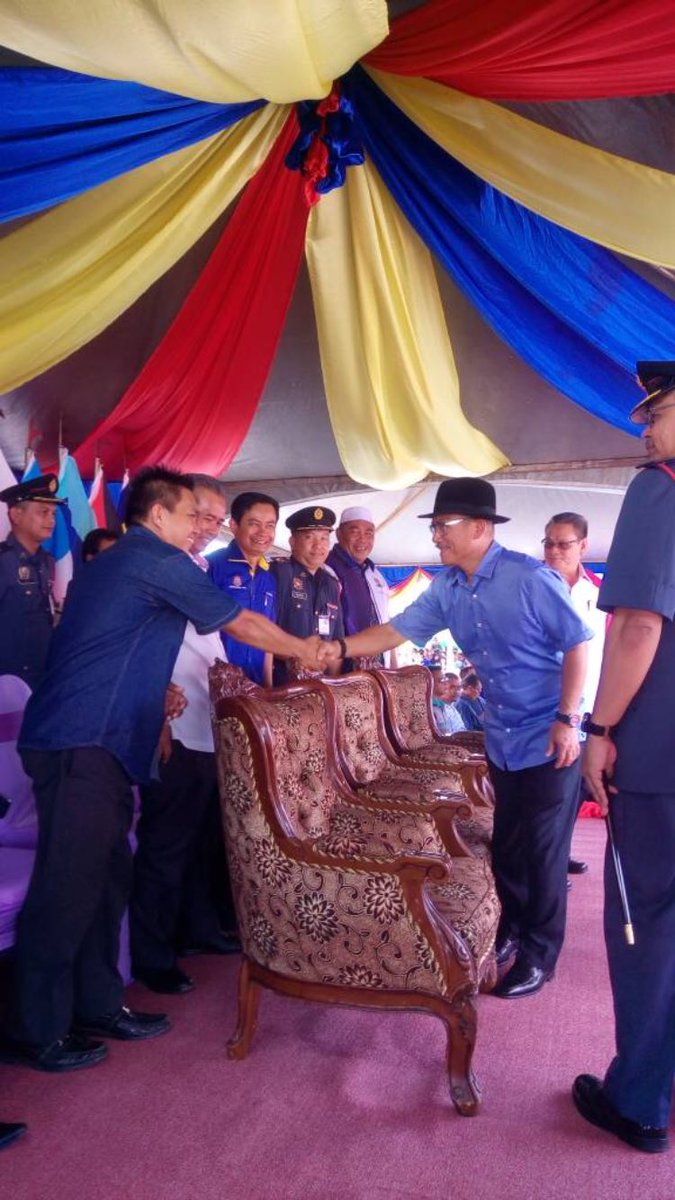 Unit_Senggara's tweet photo. Majlis Perasmian Balai Bomba Dan Penyelamat Beluran, Sabah yang disempurnakan oleh YBH Datuk Seri Ronald Kiandee.
@Rosnah_ARS 
@RoslanMdTaha
@_hananelias 
@AdtoIr https://t.co/6Mm7hWVa4Q