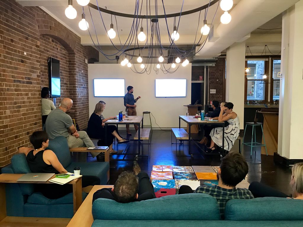 “As you grow and scale your startup you go from doer to delegator to coach to catalyst.” Some amazing insights this morning from operations gurus <a href="/vinkogrgic/">Vinko Grgic</a> from <a href="/Jayride/">Jayride</a> and <a href="/kevjochelson/">Kev Jochelson 🚀</a> from Workyard.com