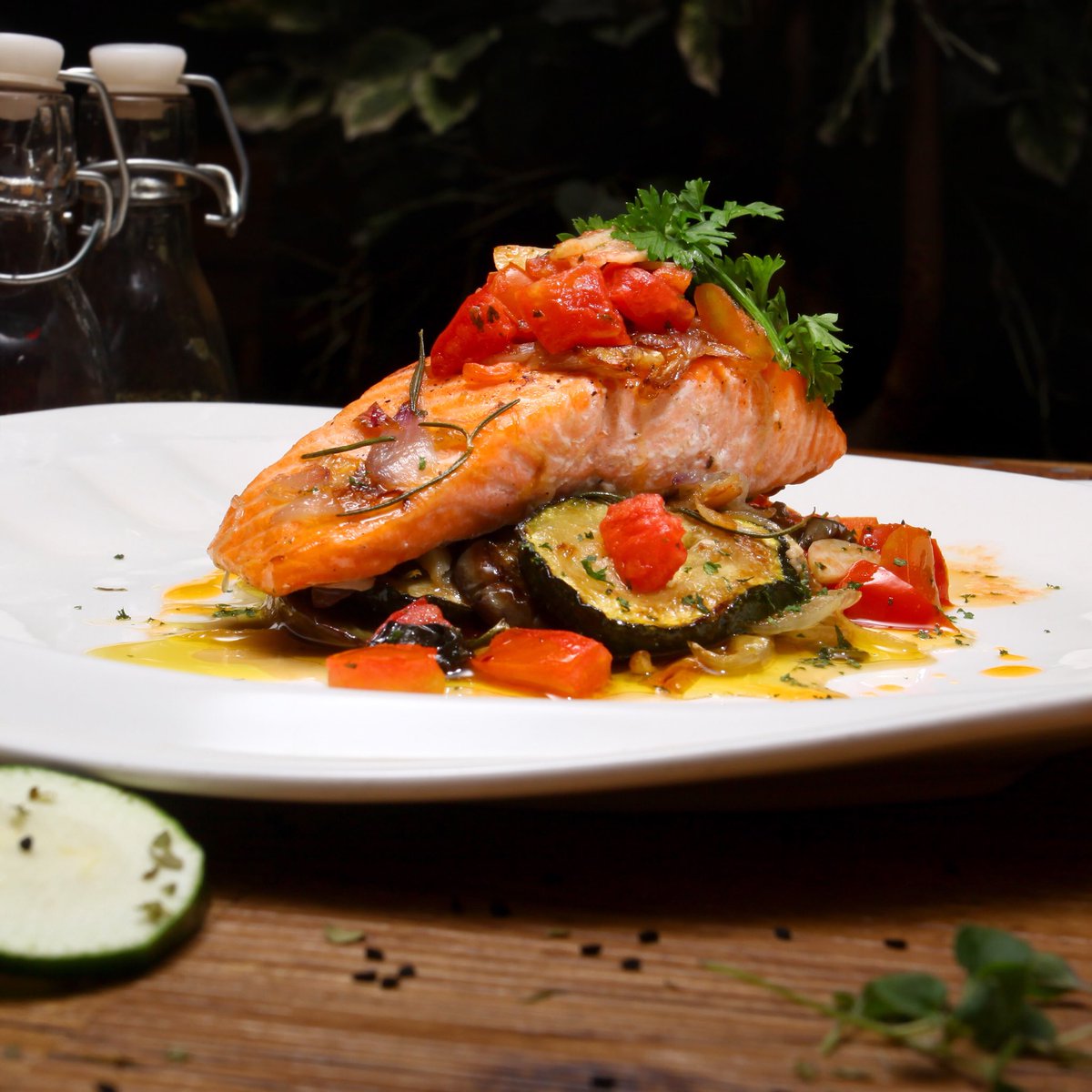 Refresh your pallate with our salmon papilotte for your healthy metabolism system.