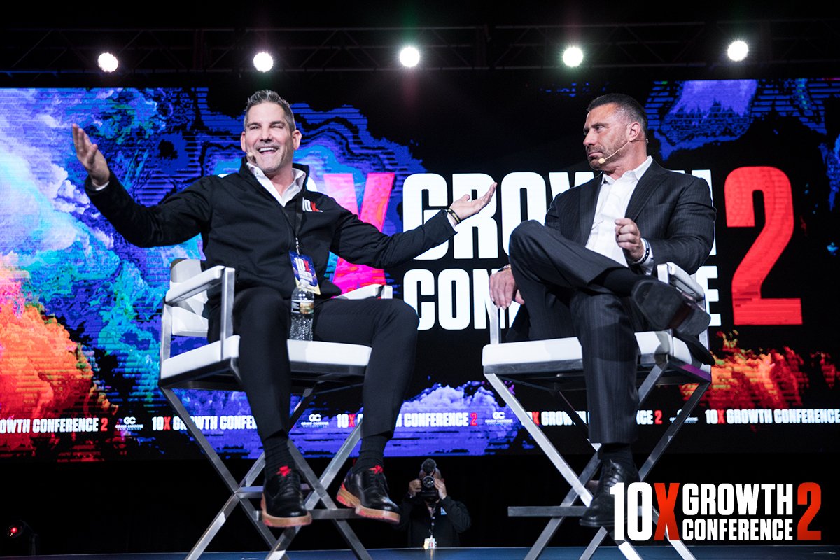 GrantCardone's tweet image. Start thinking big like a child again, when you were a kid everything was possible. Start thinking like that again.

#10X #10XGrowthCon