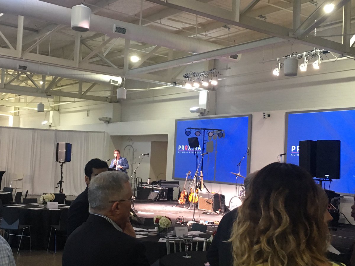 orintelteam's tweet image. Networking for #orintelteam during the launch of @proximacro to learn more about clinical trail in #tmcx #alwayslearning 🤓 Also learnt more about the new #TMC3 
#htownstrong #innovation #disrupthealthcare