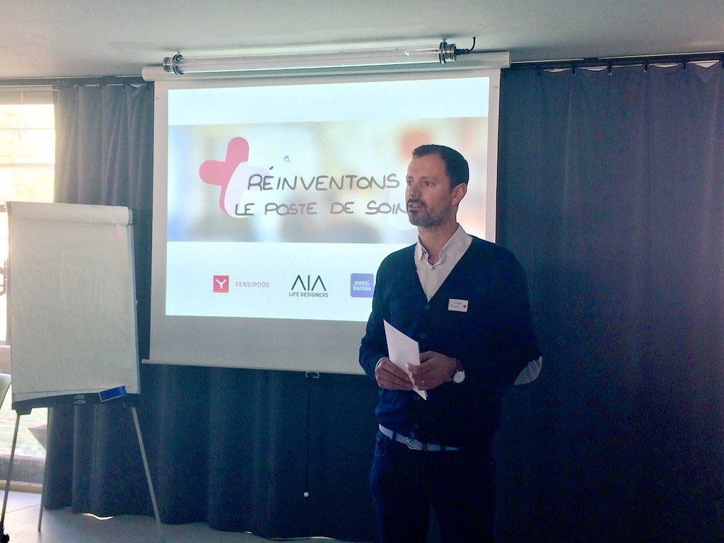 Let’s go !! Notre journée d’atelier commence ! 🏁@VincentPujos présente la recherche menée depuis plus d’un an avec @aiaLifeDesign et Ouest Bureau !
#SensiEvent #PostedeSoins