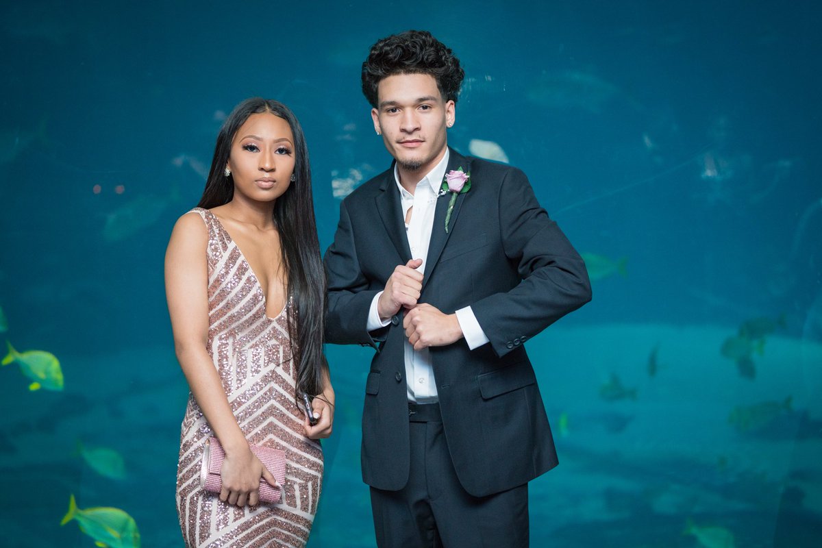 saychphotos's tweet photo. I’m not only their #teacher, I’m a fan of these two... #classy! @__goldaaan & @go_dro!
===
For more pics, go to: https://t.co/EYOx9KiKNc - Tag @saychphotos in your posts.
===
#SeaTheDrip #BridgeUnderWater #deepseadrip #prom2k18 #atlanta @GeorgiaAquarium @SHS_HCS #seniorprom #2018 https://t.co/s6z4IGs602