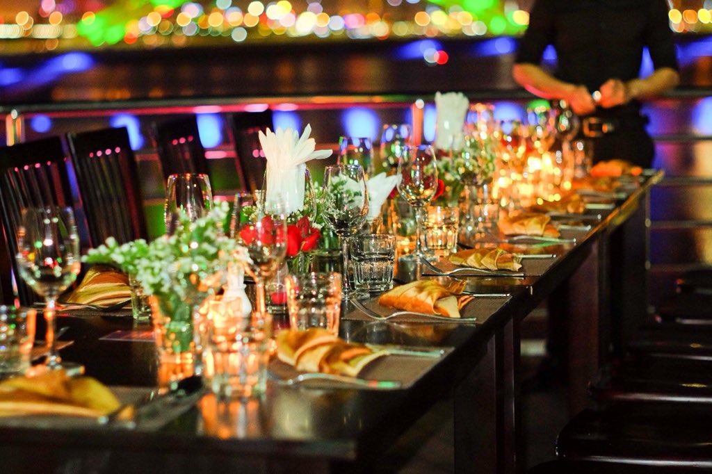 KLong1990's tweet image. #99skylounge #thedeck #99restaurant #Danangcity #Danang #yeudanang #toiyeudanang #danang43 #danangfantasticity #caurongdanang #cautinhyeu #Cheers #HappyYacht #DragonBridge #Cocktail #Fruitjuice #danangbest #hoianexpress #lovebridge #Hanbridge #hanriver #songhan 
#visitdanang