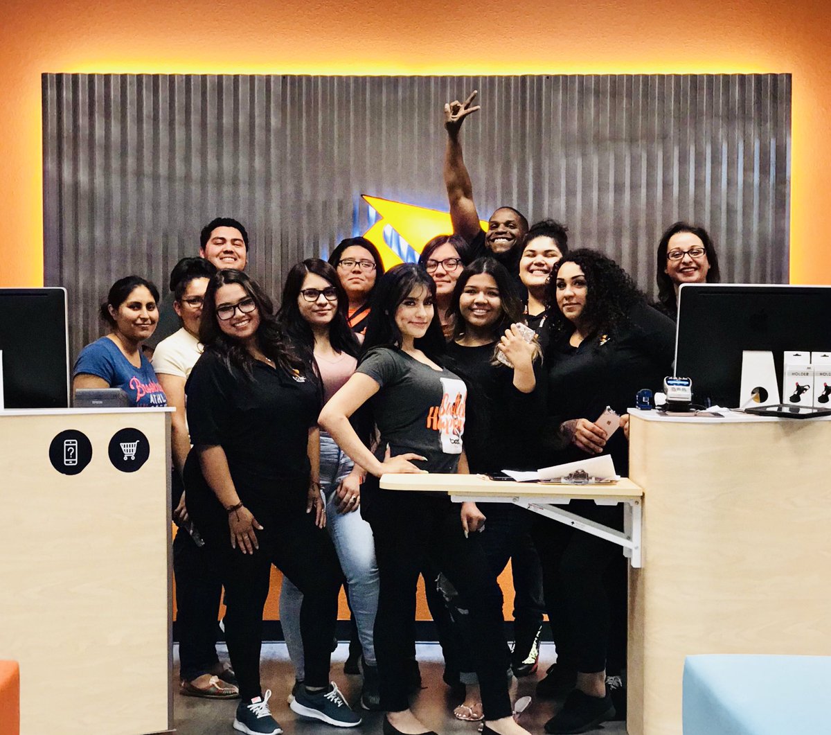 Lucia Yanez tweet media