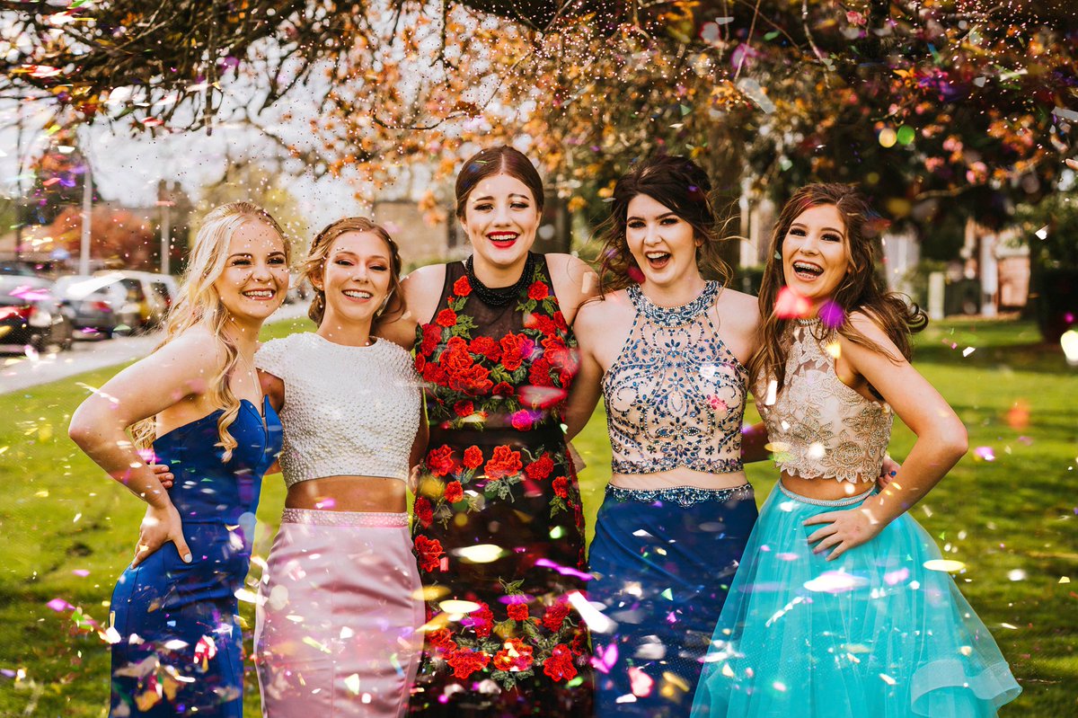 glamtogogirls's tweet photo. Girl Power💕 Napavine High School 📷 Northern Charm Photography #prom2018 https://t.co/h5GrSwCsVC