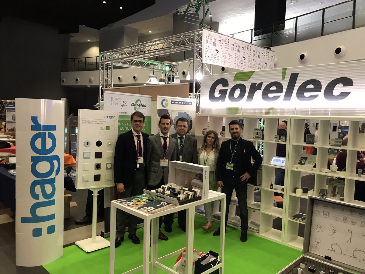 DgEsquinas's tweet photo. Gran participación en la 3ª feria #Ecselec celebrada en Castellón. #Gorelec saca un balance positivo con su presencia mostrando nuevas tecnologías de LED con #Luxlight y la nueva gama de mecanismos de #Berker by #Hager https://t.co/Puq29p9ztH