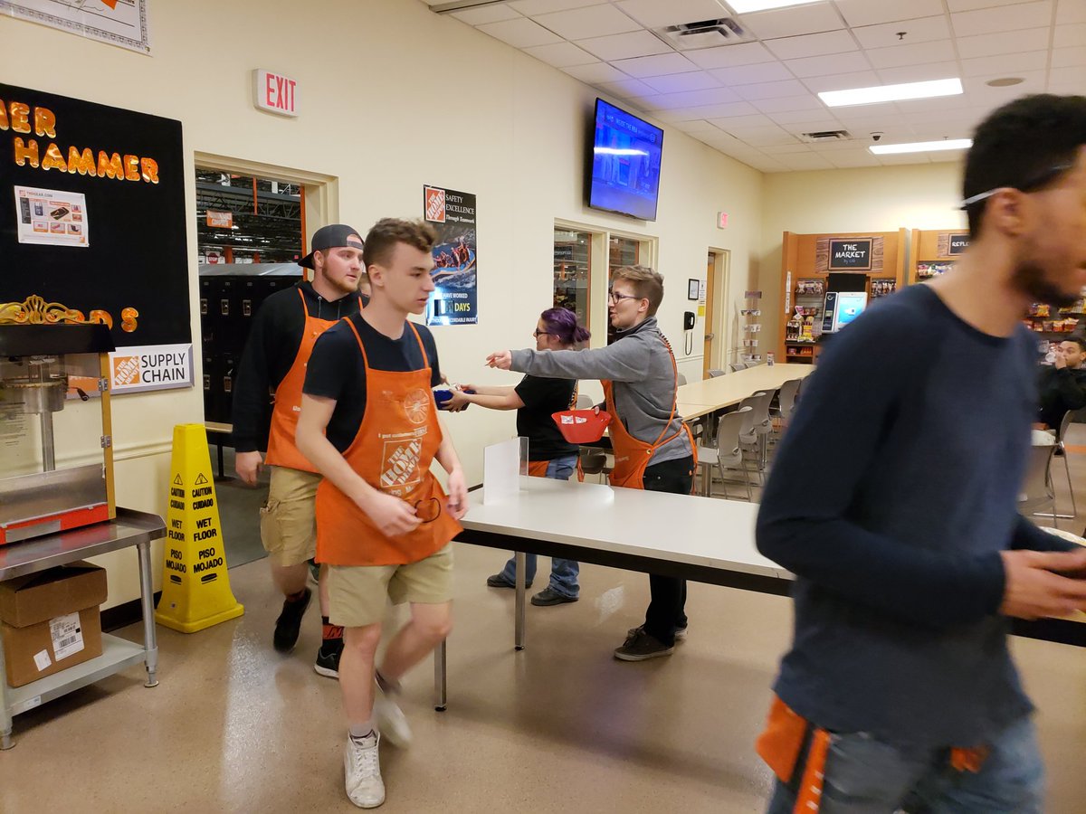 NTysonTHD's tweet image. National Jellybean Day key 2 RDC 5120
#FunCommittee @nboesTHD
@SeanJ_THD @rdc5120