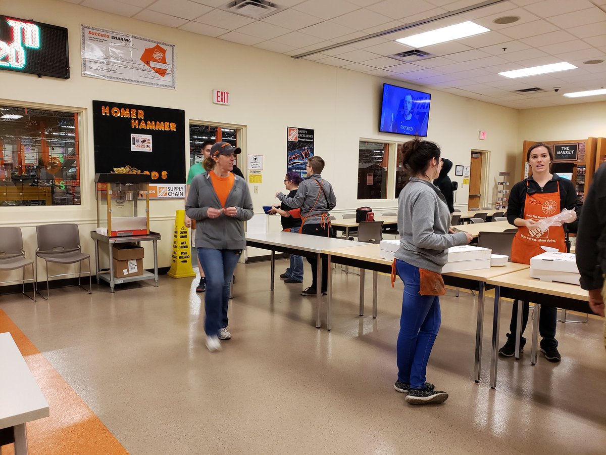 NTysonTHD's tweet image. National Jellybean Day key 2 RDC 5120
#FunCommittee @nboesTHD
@SeanJ_THD @rdc5120