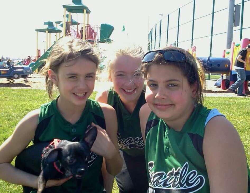 jhs_fastpitch's tweet photo. Everybody mark your calendars it’s SENIOR NIGHT THIS WEDNESDAY the 25th! Your rebs play Sammamish at 4:30 at home! https://t.co/O95pWuBvVR