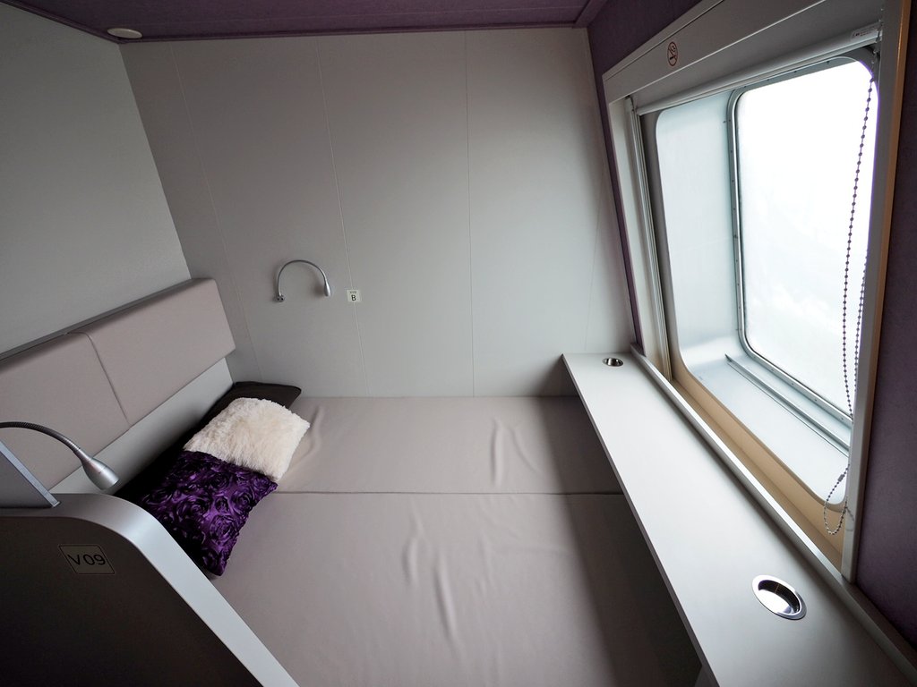 O Xrhsths たぬきねこ Sto Twitter シルバーティアラ ビューシート 船首部にありゴロゴロしながら前方の景色を楽しむことができます