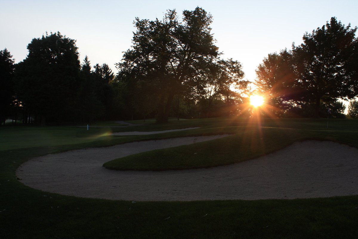 Hello Members, We are excited to announce that the golf course will be open on Monday, April 30th.  Reservations are now open. Let the 'Spring Swing' begin!!