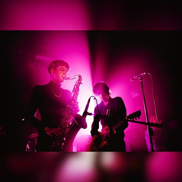 AlOverdrive's tweet photo. A splash of colour from @julieshaircut at the @rocket_recordings 20th anniversary weekender. #rocketrecordings #rockettwenty #eastlondon #aloverdrive #cinematic #filmic #cinematicphotographer #cinematicphotography #musicianlife #musicphotography #livepho… https://t.co/ynIKm54kpM https://t.co/iaXGWgUMNi