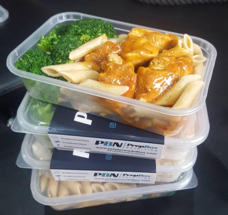 Healthy lunch from my fave @prepbnutrition 🙌🏽 Their new sweet chili chicken is 👌🏽👌🏽👌🏽👌🏽
