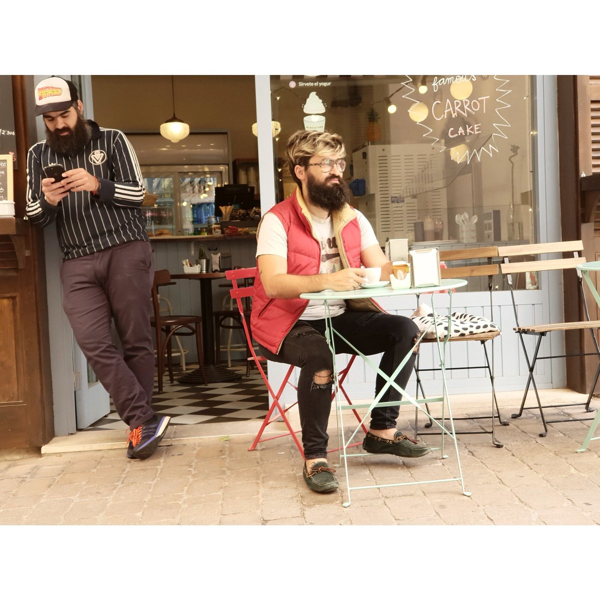 Rrataiz's tweet photo. Una parada técnica para repostar y seguimos... 
📍 @BiscuiterPalma 
#BuenasTardes #Atarratsaldeon #BonaTarda #Beardandcoffee #bearded #beard #barbas https://t.co/6gaHL1YgcD