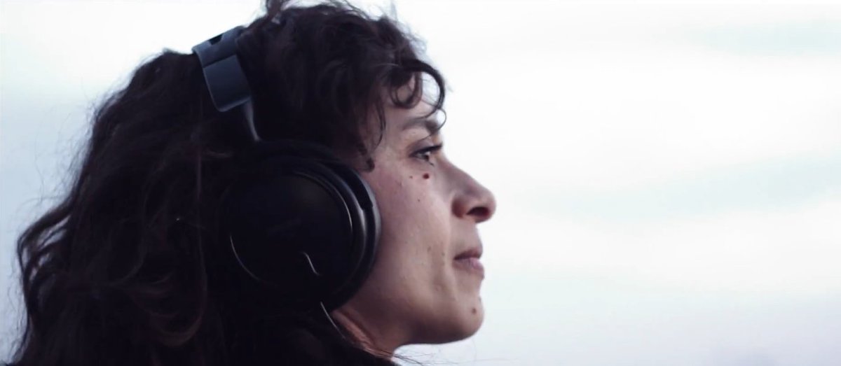 prends 2 minutes pour découvrir <a href="/laboreal_music/">laboreal</a> / Butterly effect 
#voyagedansmonsalon #nantes
vidéo : <a href="/T_F_T_C/">TFTC</a> / Label Ville
youtube.com/watch?v=ZcYfPc…