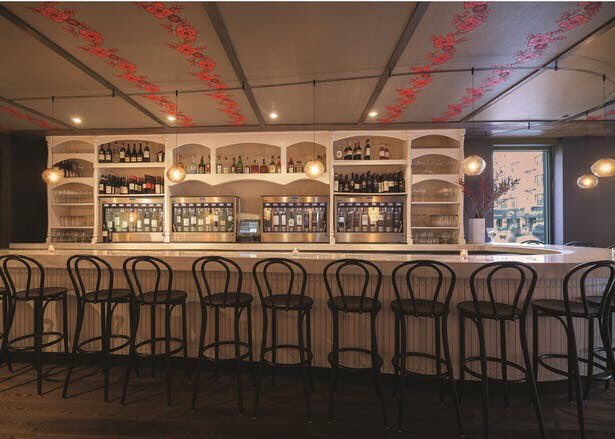 TSL_Podcast_'s tweet photo. Hey Students’ Lounge!!!
Check out this red #color that guides your eye back fourth through @BoccadiBaccoNYC designed by @virseriusstudio! 
⠀⠀
#thestudentslounge #red #thechaiselounge #interiordesign #interiordesignstudent #movement #restaurant #guide #colorful #colors https://t.co/TWZcquBCBJ