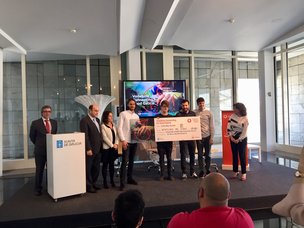 Y por fin los premiados en esta II Edición “Connecting for Good Galicia “: Sense Z, <a href="/3DAcoustic/">swinfield</a>  y @itLABfabrica . Gracias y mucha suerte!!! <a href="/axenciaGAIN/">Axencia Galega de Innovación</a> <a href="/Xunta/">Xunta de Galicia</a> <a href="/FVESP/">Fundación Vodafone España</a>