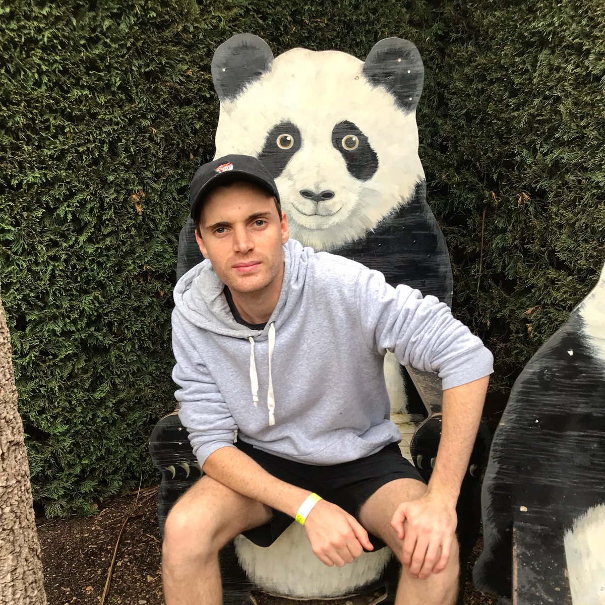 Luke_Kidgell's tweet photo. Panda pic 4/4. โAll Hail the Panda Kingโ ๐
The final instalment of Panda Pics, proving once and for all that I rule the niche world of Panda Photography.
Tell Tarzan to pack up his little brown tights because thereโs a new king of the jungle now. #PandaPics https://t.co/zyXjS0plCH
