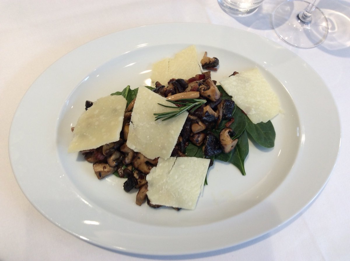 Como Lario Restaurant tweet media