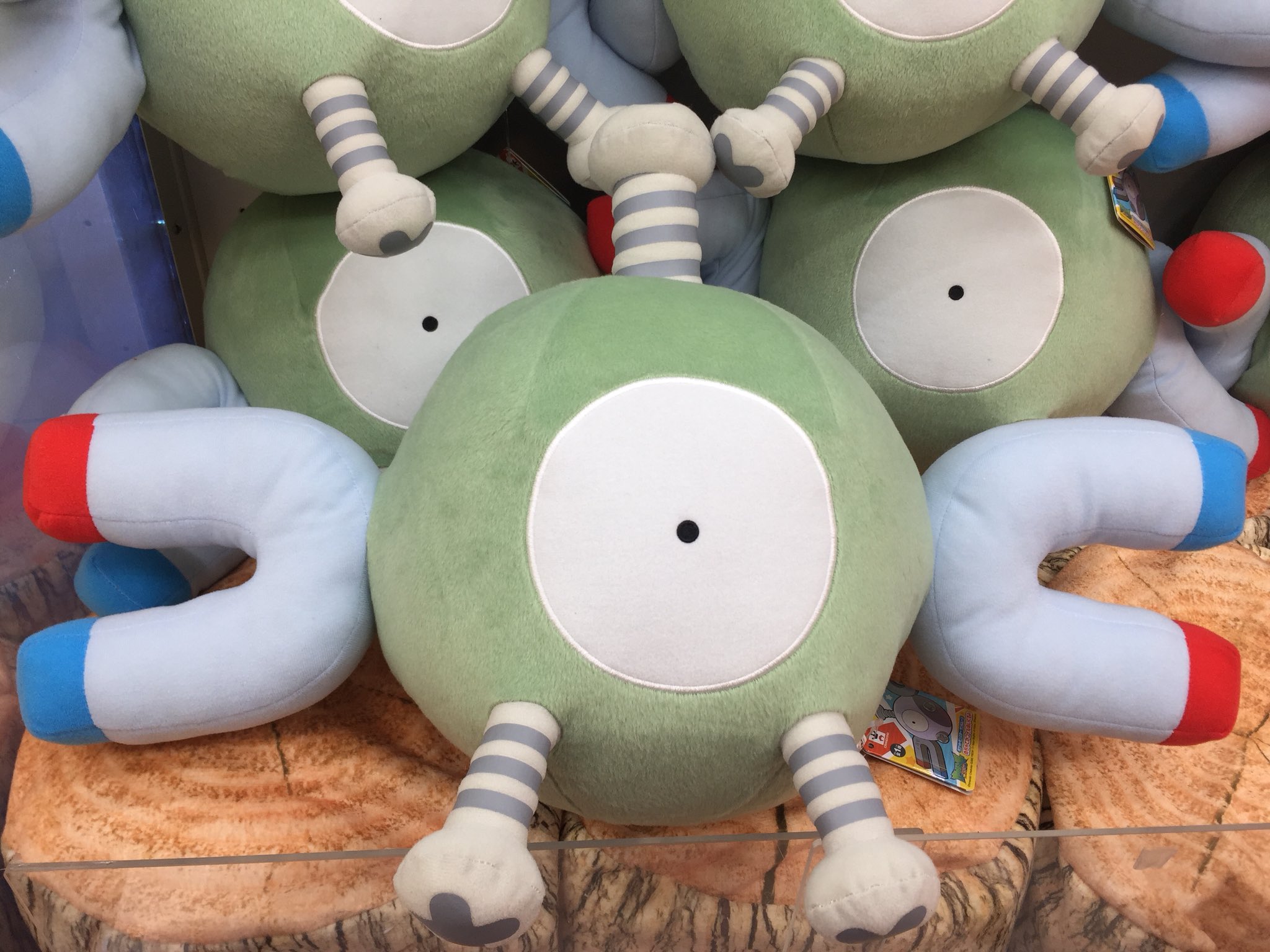 タイトーステーション 船橋店 En Twitter ポケットモンスター サン ムーン めちゃでかコイルぬいぐるみ 入荷しました 大人気のコイル がめちゃでかぬいぐるみになって登場です タイトー 船橋 ポケモン T Co K7vm8c1viy Twitter