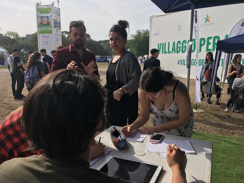 pbolaffio's tweet photo. Pronti per #EduStories #instagne dal #vlaggioperlaterra18 @EarthDayItalia https://t.co/6GOvp1fQm2
