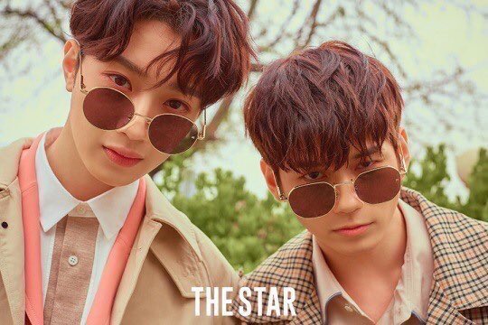 tuesdaydec's tweet photo. มึงกูไม่ไหวแล้วเอ่าะะะะะะะ กุโดดตึกตายแปป อห. กูใจลัลลายเลอออ #WANNAONE  #หลินอง https://t.co/AOi3UpEFrP