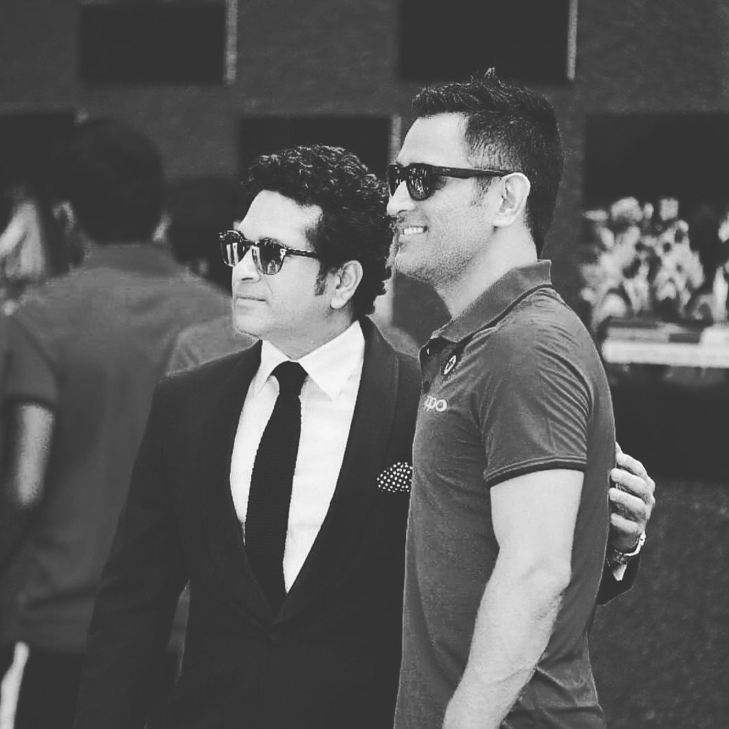 im_Vj_here's tweet photo. 😍Master blaster of world cricket with Master mind of world cricket..🏏 Happy bday sachin sir.. wishes frm a die hard MSDian..😎 @sachin_rt @msdhoni https://t.co/v7UecSal1k