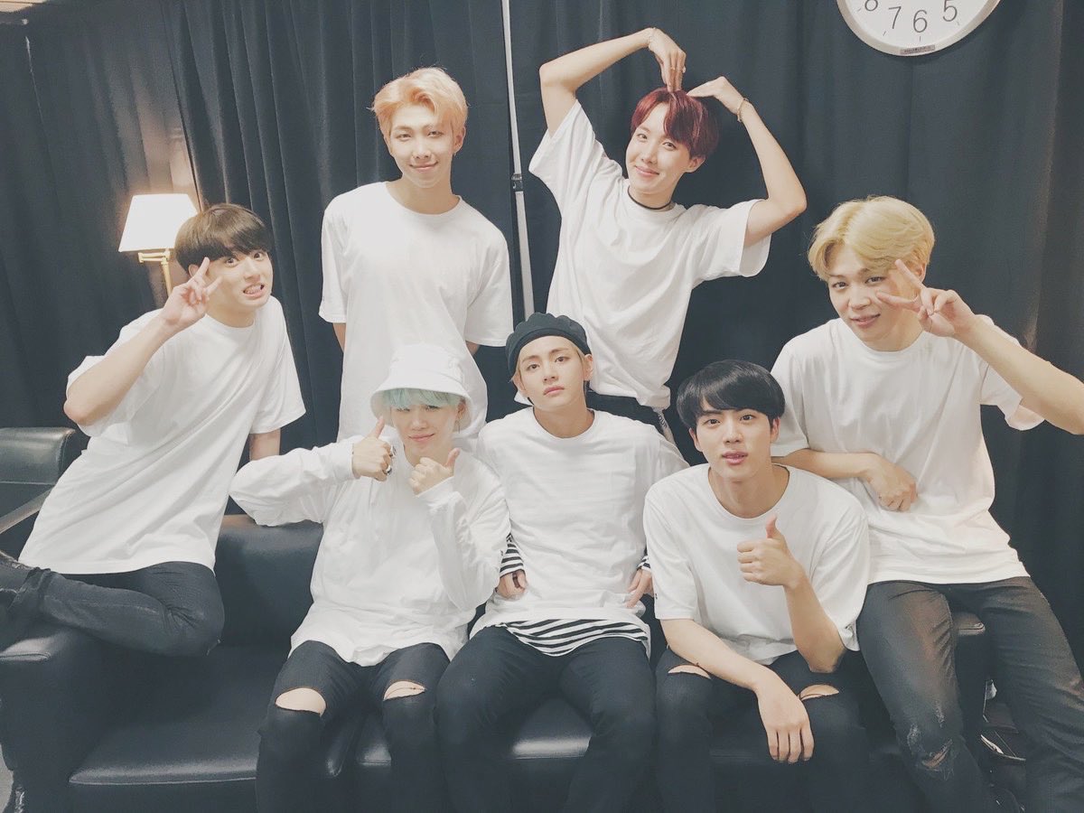 nnm__ksjin's tweet photo. ・
🌷98 line 
🌷ジンテテよりのallペン
🌷岡山 army (関西出身)
🌷フォロバ100%
・
#bts #army  #ARMYさんRTお願いします 
#jin #V  #バンタン #防弾少年団
#ARMYさんたちと繋がりたい https://t.co/y22sQjyVrG
