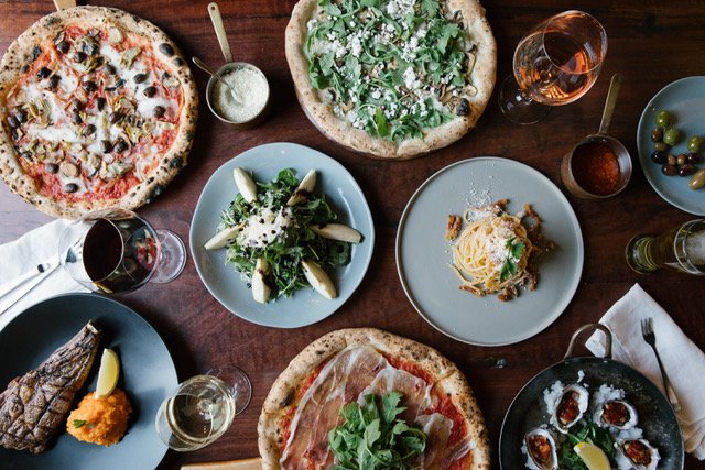 Sharing heavenly Italian fare with family and friends is what <a href="/gradigroup/">400gradi</a> is all about! Book now to experience the amazing flavours Gradi are famous for at this year's event! goo.gl/k3jcPa