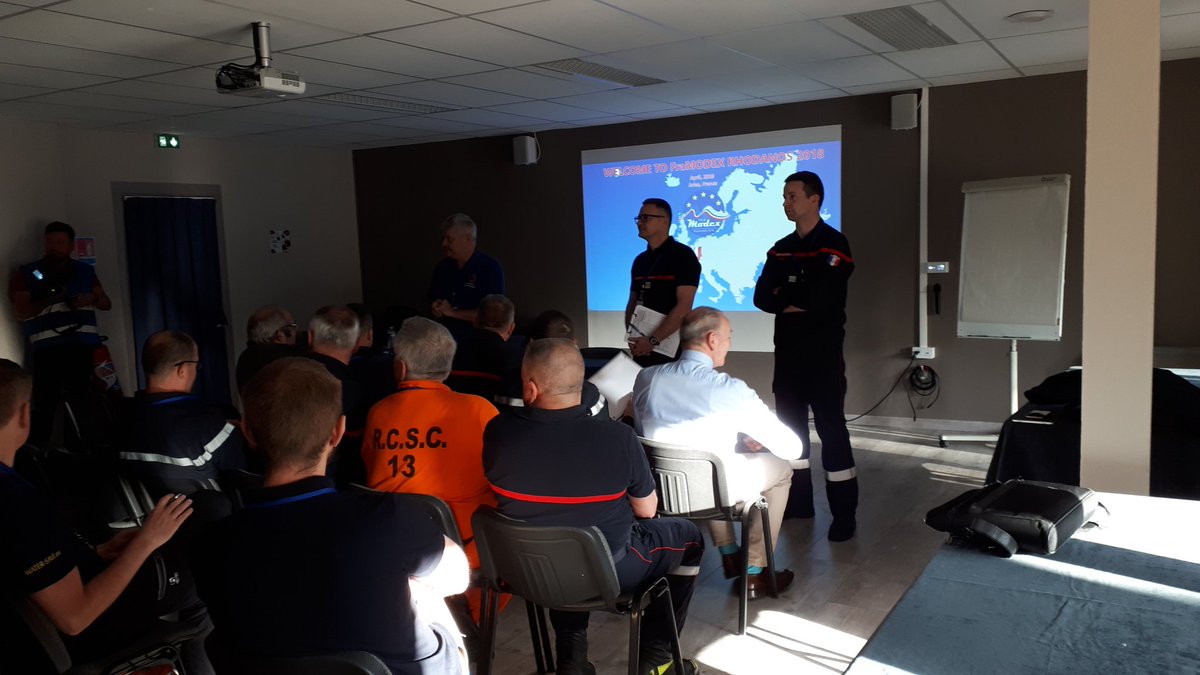 ENSOSP's tweet photo. 🇪🇺 #MODEX #RHODANOS2018 Mise en place et coordination de tous les dispositifs en coordination avec staff européen, national et local. #sécurité https://t.co/Fs35dsBXIf