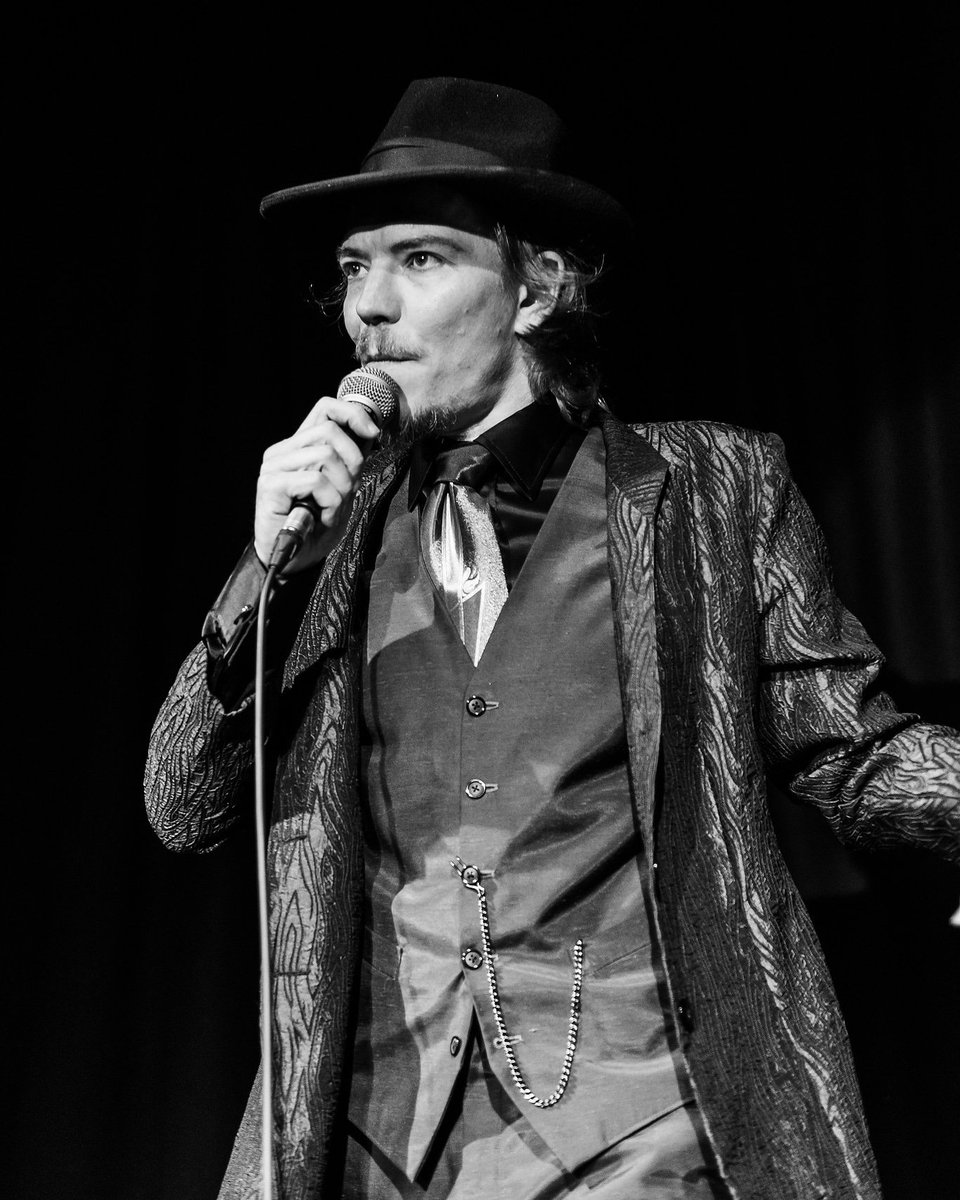 XCPhotographyUK's tweet photo. I am so pleased I have been shooting shows again recently, I love #promo and #Headshots I just love #photography but #musicphotography and #performancephotos are my passion, can't wait to capture @gomeztheband tonight, warmed up with #Burlesqueshow on #Friday 
@BettyLouEvents https://t.co/jHzhBgauTF