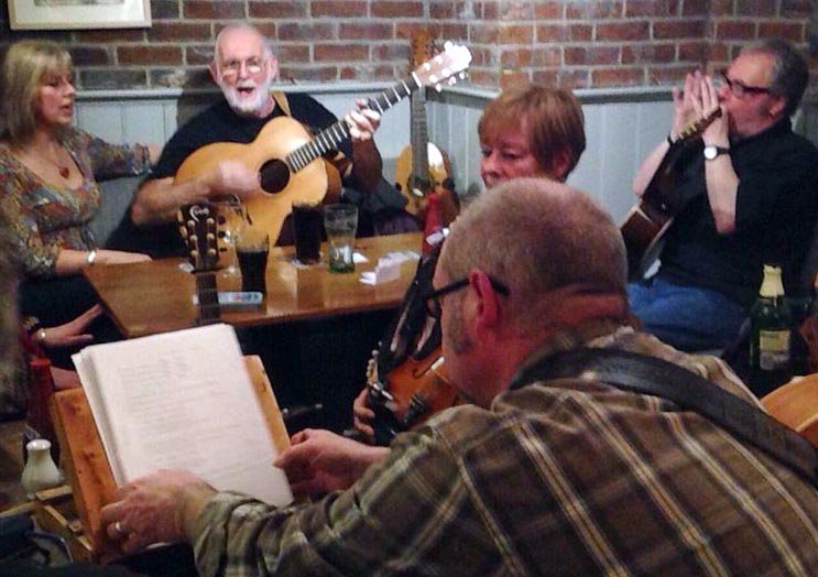 crasterarms's tweet photo. Tonight is #BuskerNight with @BuskersNE! Head in from 8pm for FREE #livemusic. Join in or just enjoy #Northumberland https://t.co/pmd6JdZELq