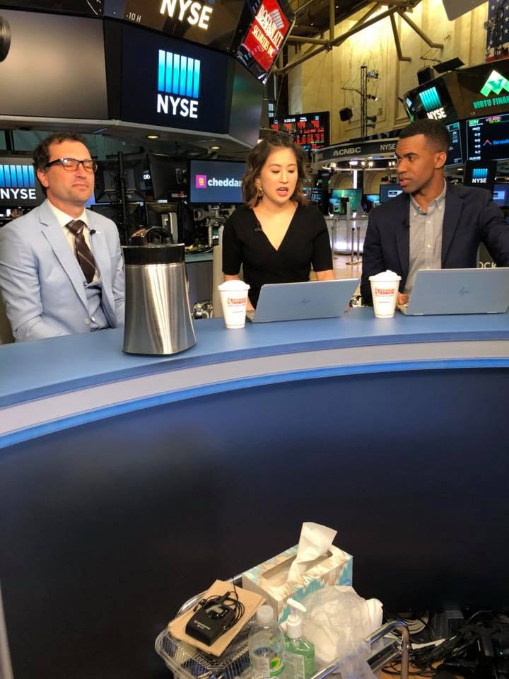 garynangel's tweet image. Meditating- is a great tool- it helps you spit fire 🔥 #PreInterview 
#TrainYourBrain #GetInYourComfortZone #ThenDeliver #NewYorkStockExchange #NYSE 📷 credit: Elyse Bender-Segall