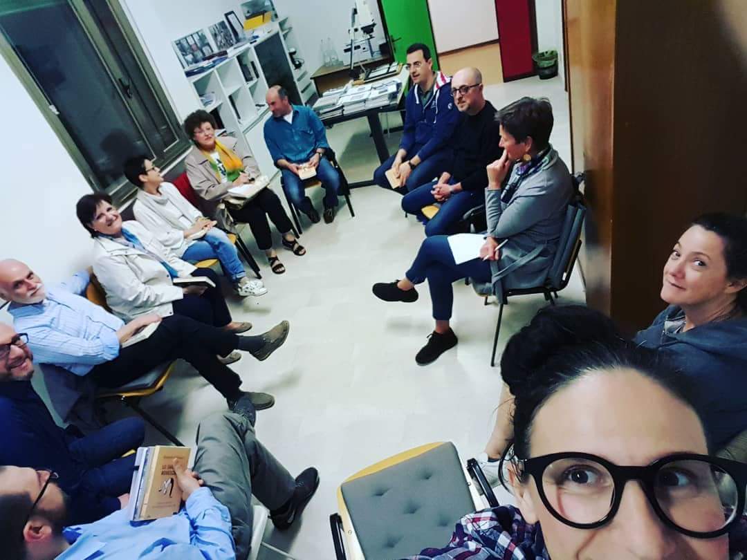 Grande dibattito ieri sera al #salottoletterario di #Fvi dedicato al #libro di #RobertoCotroneo #LOSGUARDOROVESCIATO!
<a href="/UtetLibri/">UTET</a>
m.facebook.com/frequenze.visi…