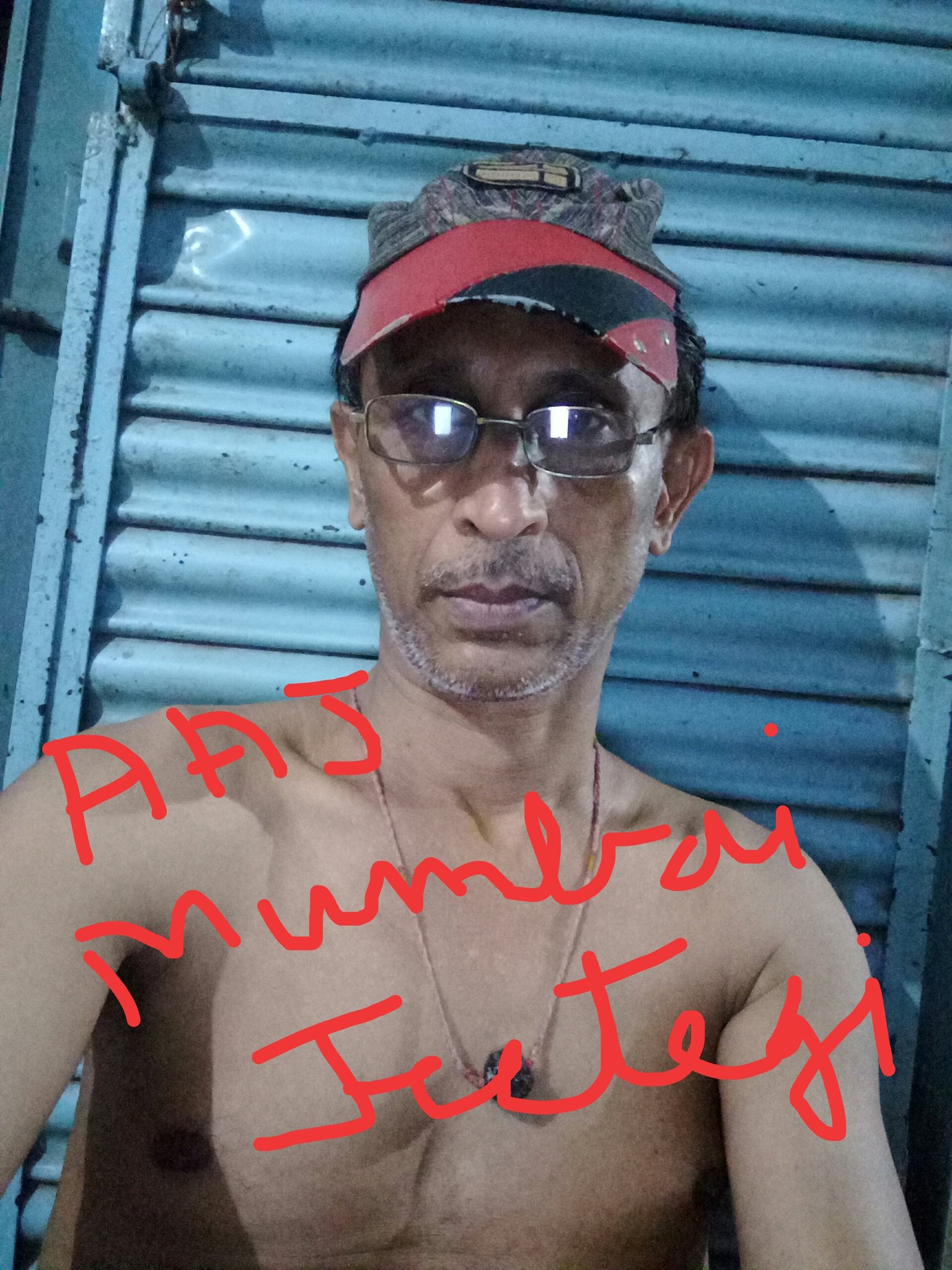  INDIANS fan HAPPY BIRTHDAY TO MY BHAGWAN SACHIN TENDULKAR JI 