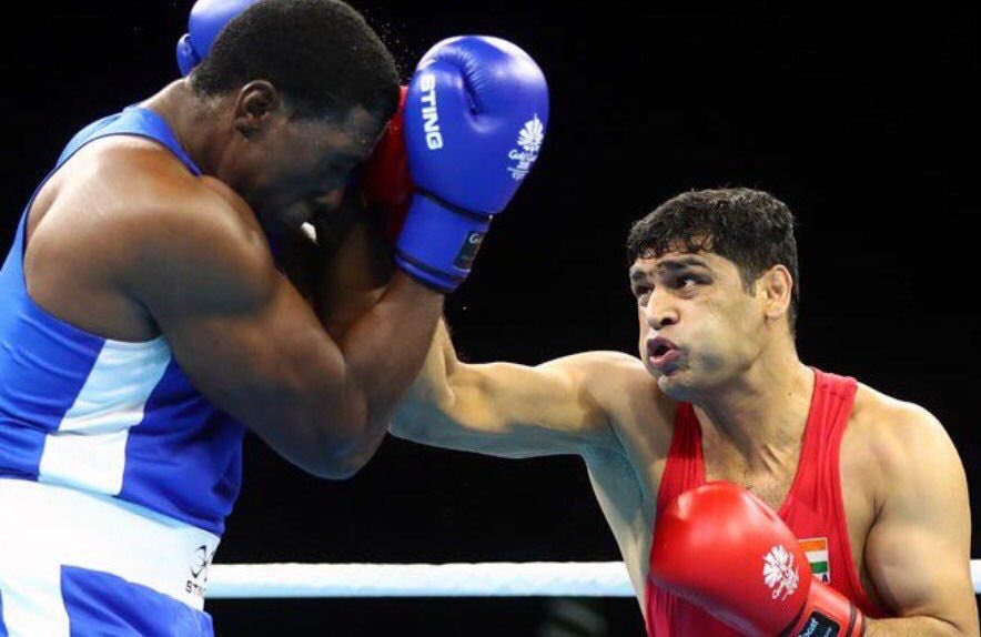 ChetanChauhanCr's tweet photo. देश को सम्मानित करने वाले खिलाड़ी को सम्मान
We proud of you Satish Kumar
#SatishKumar won Silver🥈medal Men’s 91kg Boxing
#CommonwealthGames2018
#GC2018Boxing https://t.co/aQBKTlBVKh